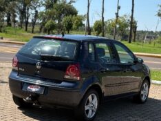 VOLKSWAGEN POLO 1.6 MI 8V TOTAL FLEX 2011/2011 NEURI VEÍCULOS LAJEADO / Carros no Vale