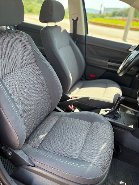 VOLKSWAGEN POLO 1.6 MI 8V TOTAL FLEX 2011/2011 NEURI VEÍCULOS LAJEADO / Carros no Vale