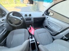 FORD FIESTA 1.6 2005/2005 ELY AUTOMÓVEIS LAJEADO / Carros no Vale