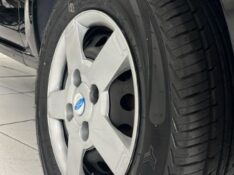 FORD KA 1.0 8V 2011/2011 TIAGO AUTOMÓVEIS VENÂNCIO AIRES / Carros no Vale