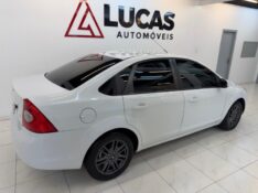 FORD FOCUS SEDAN 2.0 16V 2013 2013/2013 LUCAS AUTOMÓVEIS BOM RETIRO DO SUL / Carros no Vale