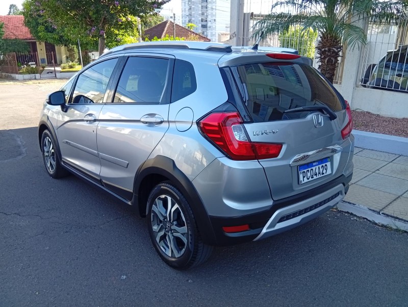 HONDA WR-V EXL 1.5 2019/2019 ALTERNATIVA VEÍCULOS LAJEADO / Carros no Vale