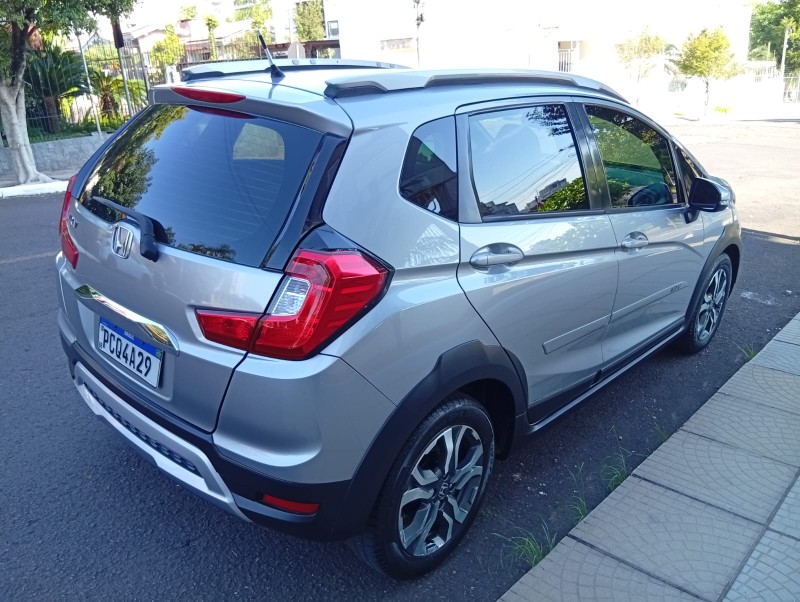 HONDA WR-V EXL 1.5 2019/2019 ALTERNATIVA VEÍCULOS LAJEADO / Carros no Vale
