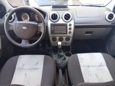 FORD FIESTA FLEX 1.0 COMPLETO 2009/2009 ALTERNATIVA VEÍCULOS LAJEADO / Carros no Vale