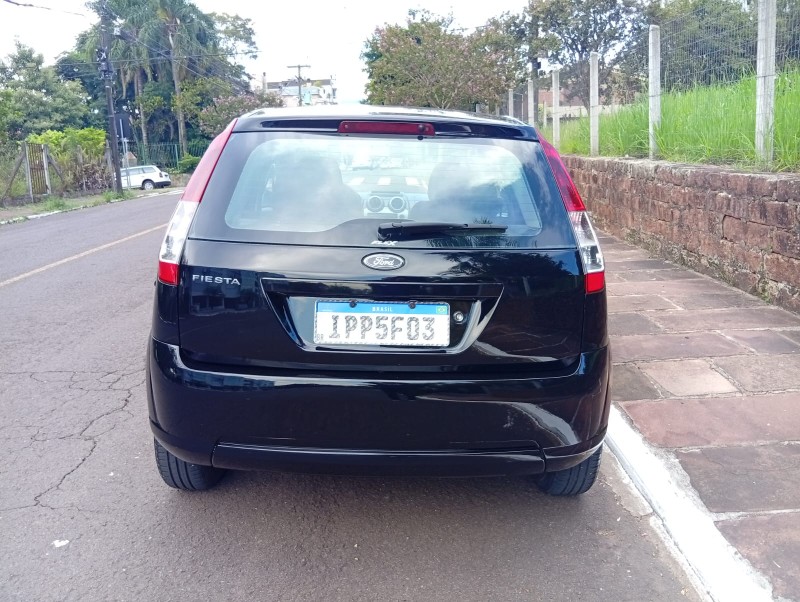 FORD FIESTA FLEX 1.0 COMPLETO 2009/2009 ALTERNATIVA VEÍCULOS LAJEADO / Carros no Vale
