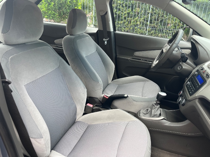 CHEVROLET COBALT 1.4 LTZ 2013/2013 ESTAÇÃO DO CARRO ESTRELA / Carros no Vale