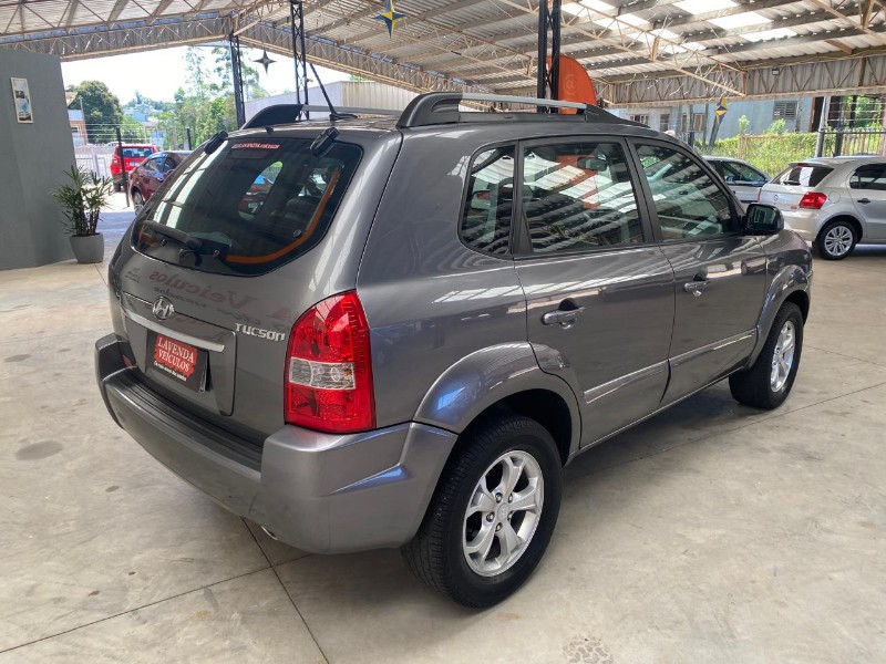 HYUNDAI TUCSON 2.0 GLS 2017/2018 LAVENDA VEÍCULOS ARROIO DO MEIO / Carros no Vale