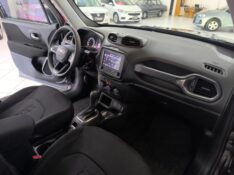 JEEP RENEGADE SPORT T270 1.3 TB 4X2 2022/2022 TIAGO AUTOMÓVEIS VENÂNCIO AIRES / Carros no Vale