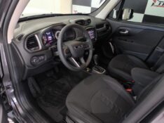 JEEP RENEGADE SPORT T270 1.3 TB 4X2 2022/2022 TIAGO AUTOMÓVEIS VENÂNCIO AIRES / Carros no Vale