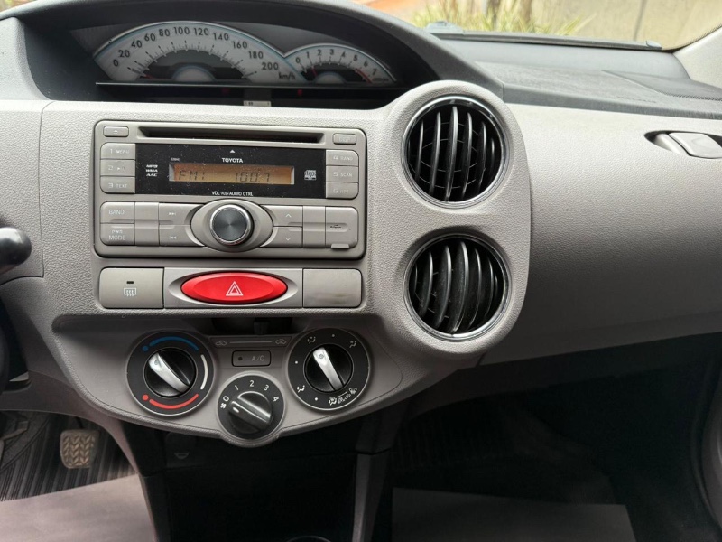 TOYOTA ETIOS 1.5 XLS 16V 2013/2013 ELY AUTOMÓVEIS LAJEADO / Carros no Vale