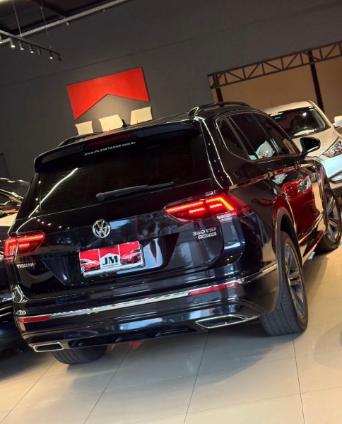 VOLKSWAGEN TIGUAN 2.0 ALLSPACE R-LINE 350 TSI 4X4 2018/2018 JM AUTOMÓVEIS VENÂNCIO AIRES / Carros no Vale