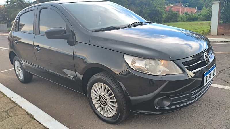 VOLKSWAGEN GOL 1.0 (G5) 2011/2012 ADRIANO VEÍCULOS CRUZEIRO DO SUL / Carros no Vale