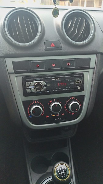 VOLKSWAGEN GOL 1.0 (G5) 2011/2012 ADRIANO VEÍCULOS CRUZEIRO DO SUL / Carros no Vale