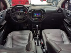 RENAULT CAPTUR 1.6 16V INTENSE 2018/2019 RICARDO VEÍCULOS TEUTÔNIA / Carros no Vale