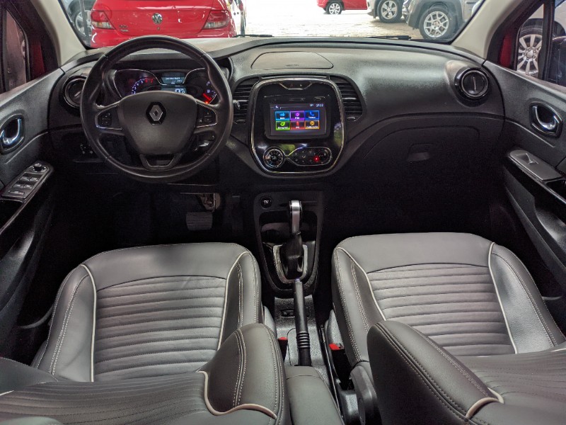 RENAULT CAPTUR 1.6 16V INTENSE 2018/2019 RICARDO VEÍCULOS TEUTÔNIA / Carros no Vale