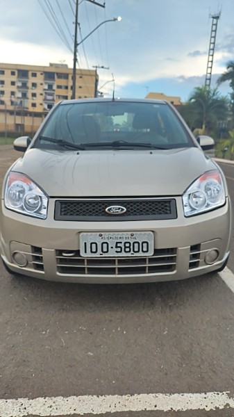 FORD FIESTA 1.0 SEDAN 8V 2008/2008 ADRIANO VEÍCULOS CRUZEIRO DO SUL / Carros no Vale