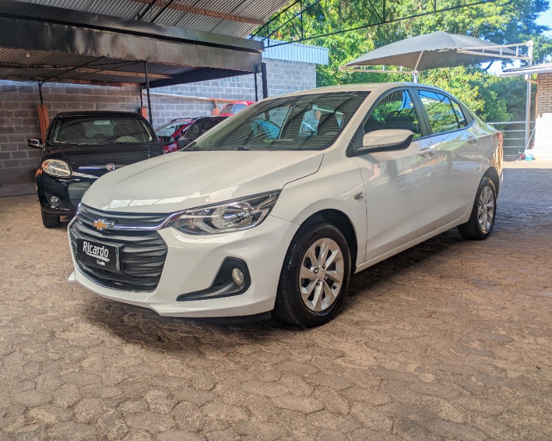 CHEVROLET ONIX PLUS 1.0 TURBO FLEX LTZ AUTOMÁTICO 2020/2021 RICARDO VEÍCULOS TEUTÔNIA / Carros no Vale