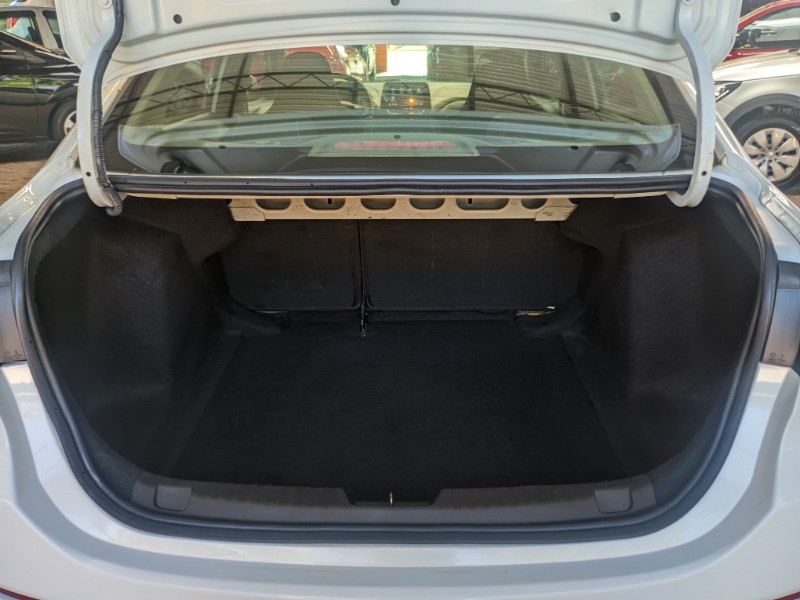 CHEVROLET ONIX PLUS 1.0 TURBO FLEX LTZ AUTOMÁTICO 2020/2021 RICARDO VEÍCULOS TEUTÔNIA / Carros no Vale