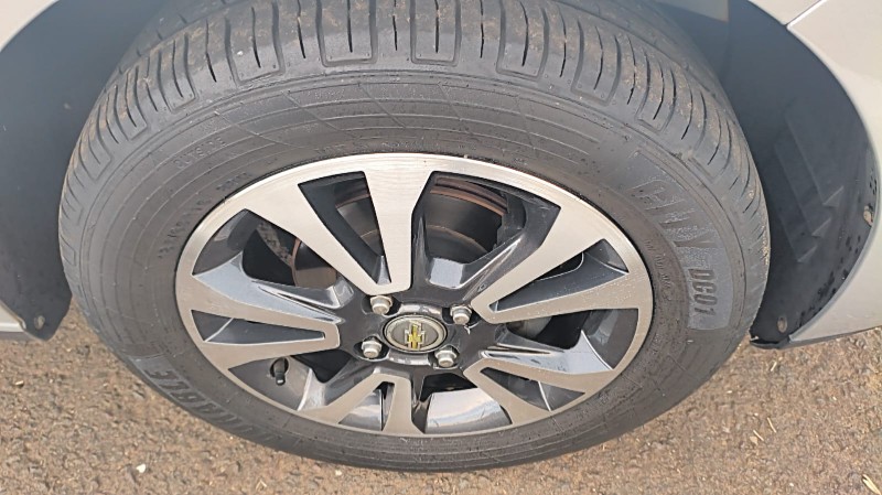 CHEVROLET PRISMA SED. LTZ 1.4 8V FLEXPOWER 4P 2014/2015 ADRIANO VEÍCULOS CRUZEIRO DO SUL / Carros no Vale