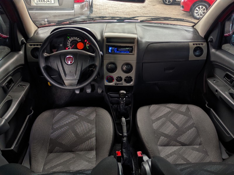 FIAT PALIO CELEBRATION 1.0 FIRE FLEX 8V 4P 2013/2014 RICARDO VEÍCULOS TEUTÔNIA / Carros no Vale
