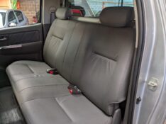 TOYOTA HILUX 2.7 SRV 4X2 CD 16V FLEX 4P AUTOMÁTICO 2014/2015 RICARDO VEÍCULOS TEUTÔNIA / Carros no Vale