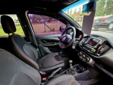 FIAT UNO SPORTING 1.4 EVO FIRE FLEX 8V 4P 2014/2015 CRUZEIRO MULTIMARCAS CRUZEIRO DO SUL / Carros no Vale