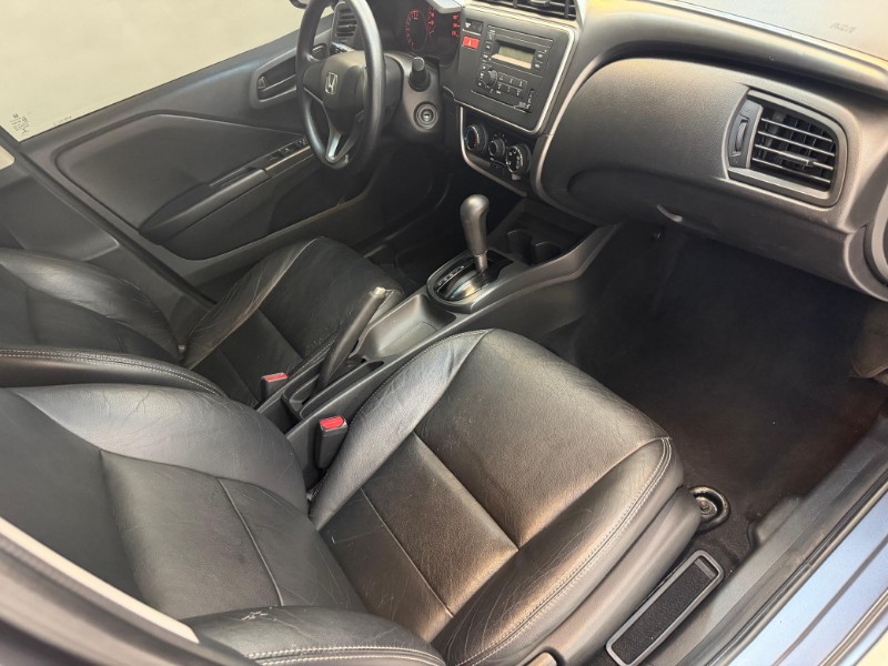 HONDA CITY LX 1.5 2015/2015 LUCAS AUTOMÓVEIS BOM RETIRO DO SUL / Carros no Vale