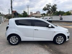 CHEVROLET SONIC HB LTZ 1.6 16V FLEXPOWER 5P AUT. 2014/2014 LS MULTIMARCAS VENÂNCIO AIRES / Carros no Vale