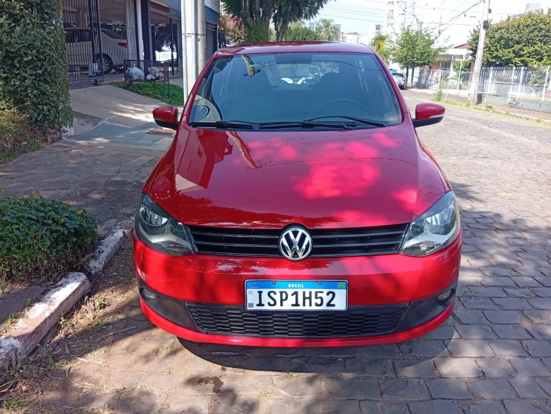 VOLKSWAGEN FOX 1.0 GII 2011/2012 ALTERNATIVA VEÍCULOS LAJEADO / Carros no Vale