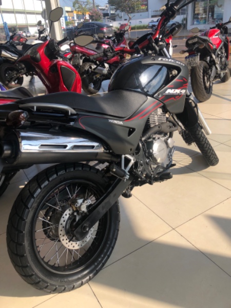 HONDA MOTOS NX-4 FALCON 2005/2005 JASER MOTOS LAJEADO / Carros no Vale