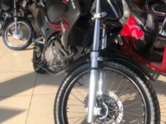 HONDA MOTOS NX-4 FALCON 2005/2005 JASER MOTOS LAJEADO / Carros no Vale