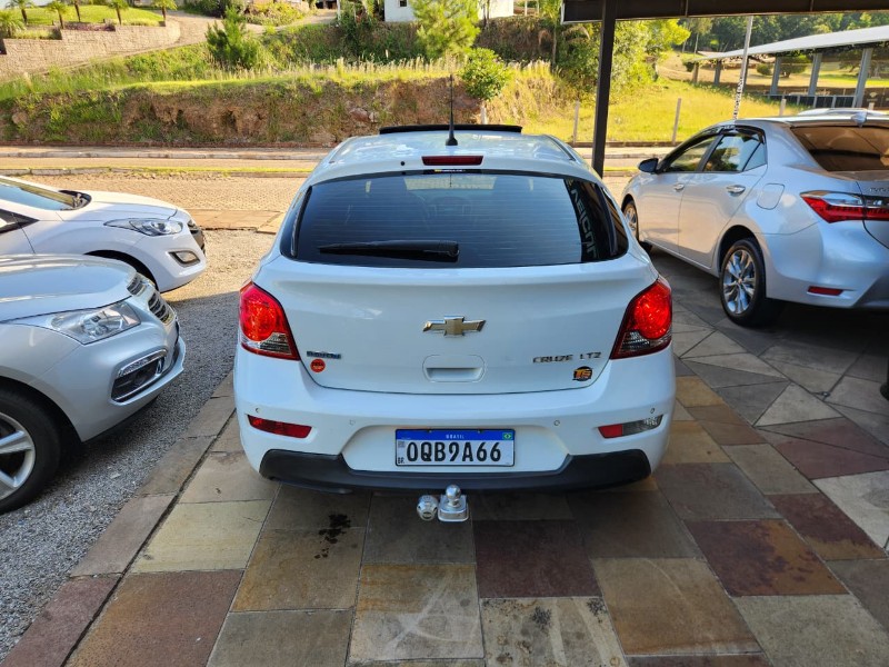 CHEVROLET CRUZE SPORT6 LTZ 1.8 2013/2013 TS VEÍCULOS ANTA GORDA / Carros no Vale