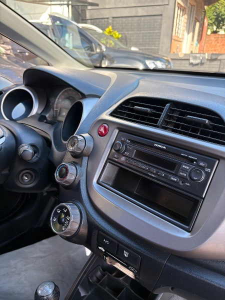 HONDA FIT LX 1.4/ 1.4 FLEX 8V/16V 5P MEC. 2009/2009 NEURI VEÍCULOS LAJEADO / Carros no Vale