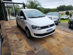 VOLKSWAGEN FOX 1.6 MI 8V TOTAL FLEX 2011/2012 TS VEÍCULOS ANTA GORDA / Carros no Vale