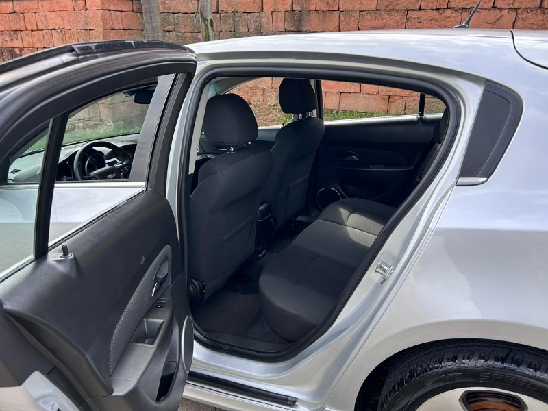 CHEVROLET CRUZE HB SPORT LT 1.8 16V FLEXP 5P MEC 2013/2013 LS MULTIMARCAS VENÂNCIO AIRES / Carros no Vale