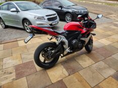 HONDA MOTOS CBR 600 RR 2007/2007 TS VEÍCULOS ANTA GORDA / Carros no Vale