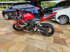 HONDA MOTOS CBR 600 RR 2007/2007 TS VEÍCULOS ANTA GORDA / Carros no Vale