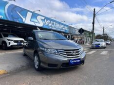 HONDA CITY SEDAN DX 1.5 FLEX 16V MEC. 2013/2013 LS MULTIMARCAS VENÂNCIO AIRES / Carros no Vale