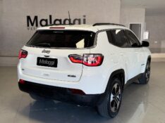 JEEP COMPASS 2.0 16V FLEX LONGITUDE AUTOMÁTICO 2018/2018 MALAGGI VEÍCULOS ENCANTADO / Carros no Vale