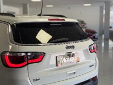 JEEP COMPASS 2.0 16V FLEX LONGITUDE AUTOMÁTICO 2018/2018 MALAGGI VEÍCULOS ENCANTADO / Carros no Vale
