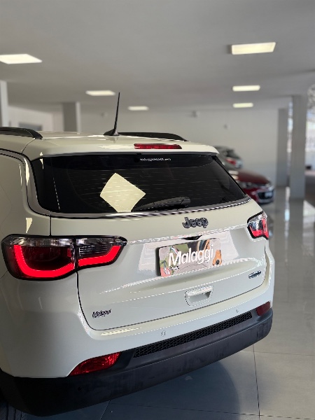 JEEP COMPASS 2.0 16V FLEX LONGITUDE AUTOMÁTICO 2018/2018 MALAGGI VEÍCULOS ENCANTADO / Carros no Vale