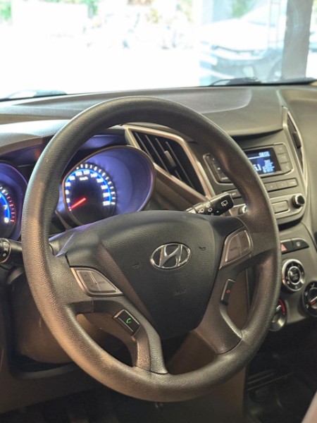 HYUNDAI H20 1.0 COMFORT 2016/2016 JM AUTOMÓVEIS VENÂNCIO AIRES / Carros no Vale