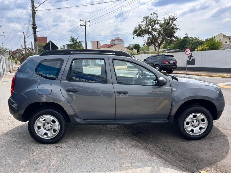 RENAULT DUSTER EXPRESSION 1.6 HI-FLEX 16V MEC. 2014/2014 LS MULTIMARCAS VENÂNCIO AIRES / Carros no Vale