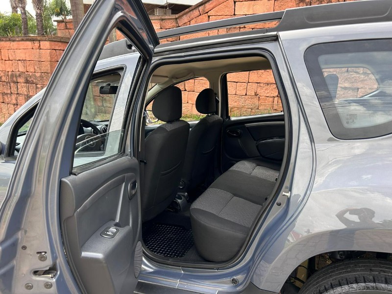 RENAULT DUSTER EXPRESSION 1.6 HI-FLEX 16V MEC. 2014/2014 LS MULTIMARCAS VENÂNCIO AIRES / Carros no Vale