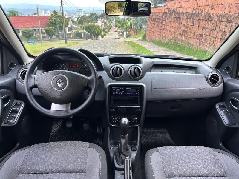 RENAULT DUSTER EXPRESSION 1.6 HI-FLEX 16V MEC. 2014/2014 LS MULTIMARCAS VENÂNCIO AIRES / Carros no Vale