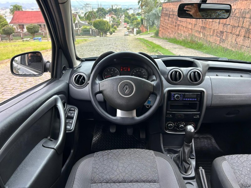 RENAULT DUSTER EXPRESSION 1.6 HI-FLEX 16V MEC. 2014/2014 LS MULTIMARCAS VENÂNCIO AIRES / Carros no Vale