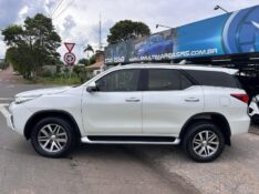 TOYOTA HILUX SW4 SRX 4X4 2.8 TDI 16V DIES 2018/2018 LS MULTIMARCAS VENÂNCIO AIRES / Carros no Vale
