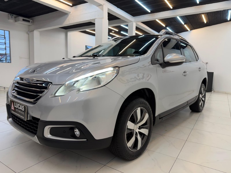 PEUGEOT 2008 1.6 16V FLEX GRIFFE 4P AUTOMÁTICO 2017/2017 LUCAS AUTOMÓVEIS BOM RETIRO DO SUL / Carros no Vale