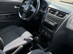 VOLKSWAGEN FOX 1.6 MI 8V 2013 2013/2013 NEURI VEÍCULOS LAJEADO / Carros no Vale