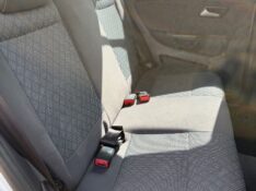 VOLKSWAGEN FOX 1.6 MI 8V 2013 2013/2013 NEURI VEÍCULOS LAJEADO / Carros no Vale